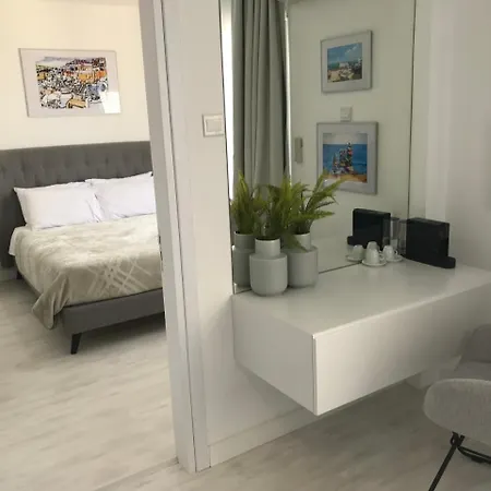 Apartment Sea View Larnaca